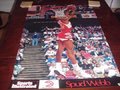 Picture: This is an original and rare full size 23 X 35 Spud Webb of the Atlanta Hawks reverse dunk at The Omni Sports Illustrated poster from 1989 in very good shape with no pin holes or tears. There is mild wear upper left corner, but the image area is untouched and in excellent plus shape. The important thing to remember is that this is a guaranteed authentic, real and and original poster and not a fake. Poster will be sent first class with tracking number in a specially bought commercial grade tube