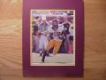 Picture: Laurence Maroney Minnesota Golden Gophers original 8 X 10 photo professionally double matted in team colors to 11 X 14 so that it fits a standard frame you can find easily and buy inexpensively. 